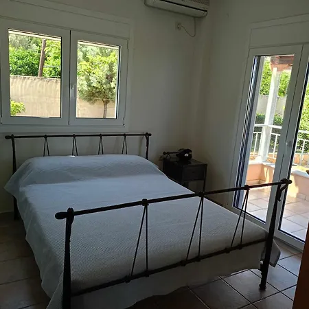 Jack's Maisonette *