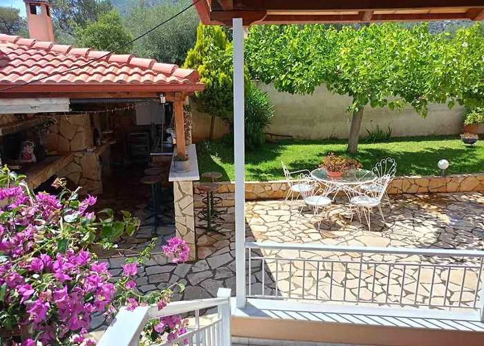 Jack's Maisonette * Ano Kamarion